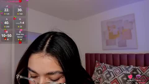 Ava  online show from November 2025 05:08:01 PM