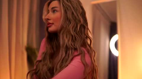 Carina online show from March 2025 02:14:02 AM