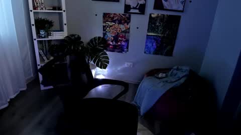 Ava online show from April 2026 01:58:02 PM