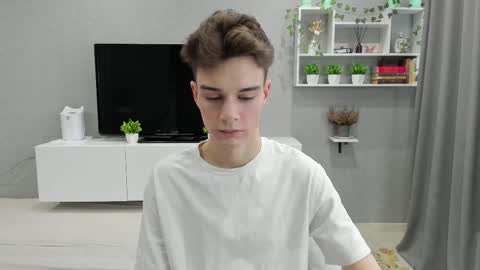 Snapshot of avegothy chatting on February 2025 09:42:01 AM gothy 3 online show from February 2025 09:42:01 AM