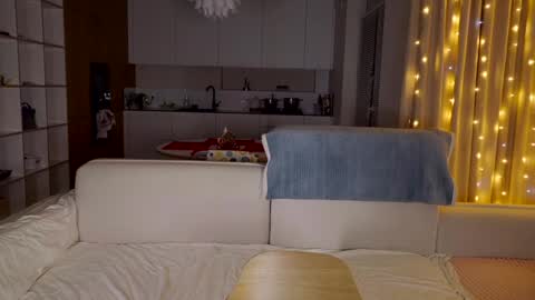 Kate  online show from January 2025 06:07:01 PM