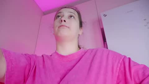 Kate  online show from November 2025 11:21:02 AM