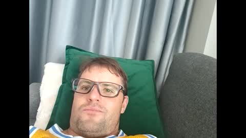 averagejoe2025 online show from October 2025 04:31:02 AM