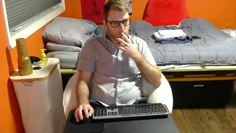 Snapshot of averagepenisalex chatting on February 2025 03:33:02 AM averagepenisalex online show from February 2025 03:33:02 AM