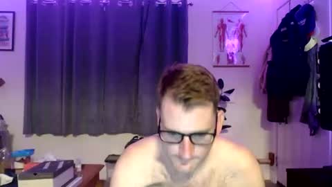 Snapshot of averagepenisalex chatting on October 2025 09:19:02 AM averagepenisalex online show from October 2025 09:19:02 AM