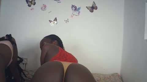 averrine online show from April 2026 09:01:02 PM