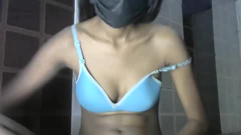 avery_lust01 online show from April 2026 06:19:01 AM