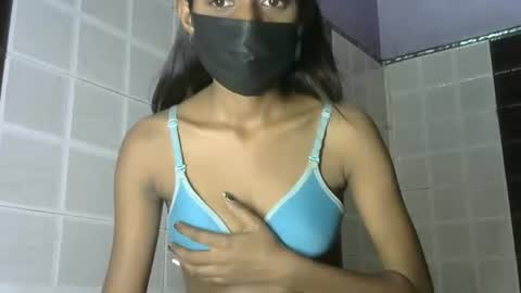 Snapshot of avery_lust01 chatting on May 2026 07:05:02 AM avery_lust01 online show from May 2026 07:05:02 AM