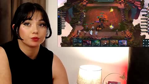 AveryWillow online show from January 2025 10:57:02 PM