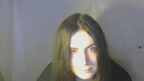 avialenne online show from April 2026 06:01:02 PM