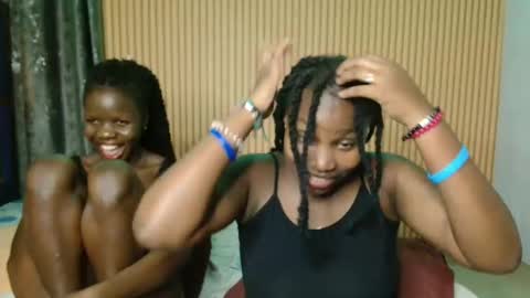 Snapshot of avian_talya chatting on November 2025 03:55:02 PM Avian online show from November 2025 03:55:02 PM