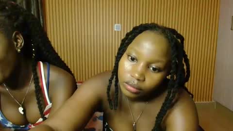 Snapshot of avian_talya chatting on November 2025 04:51:02 PM Avian online show from November 2025 04:51:02 PM