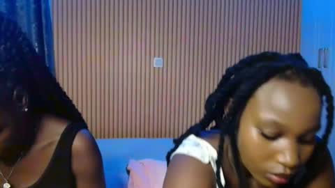 Snapshot of avian_talya chatting on November 2025 03:16:02 PM Avian online show from November 2025 03:16:02 PM