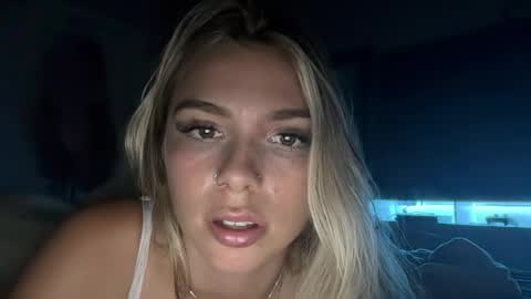 avocadotoocute online show from July 2026 04:03:02 AM