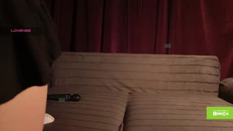 avr0ria online show from February 2026 03:25:01 AM