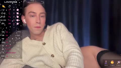 Snapshot of avril_pearly_ chatting on December 2024 08:05:02 PM avril_pearly_ online show from December 2024 08:05:02 PM