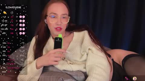 Snapshot of avril_pearly_ chatting on February 2025 11:31:01 PM avril_pearly_ online show from February 2025 11:31:01 PM