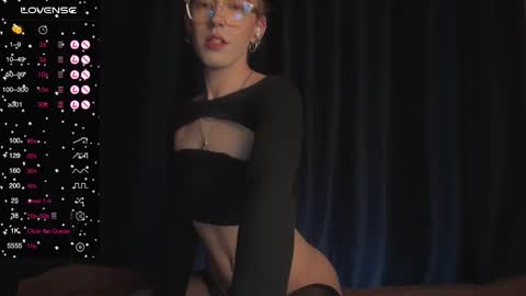 Snapshot of avril_pearly_ chatting on March 2025 07:16:02 PM avril_pearly_ online show from March 2025 07:16:02 PM