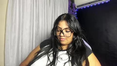 avrilrizox online show from April 2026 06:05:01 AM