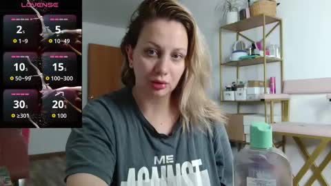 Snapshot of avrora__love chatting on October 2025 11:15:02 PM Avrora online show from October 2025 11:15:02 PM