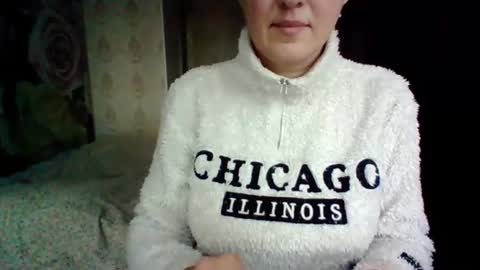 Snapshot of awesomeladyy chatting on February 2025 01:00:02 PM awesomeladyy online show from February 2025 01:00:02 PM