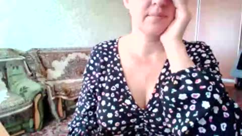 Snapshot of awesomeladyy chatting on September 2025 08:19:01 AM awesomeladyy online show from September 2025 08:19:01 AM