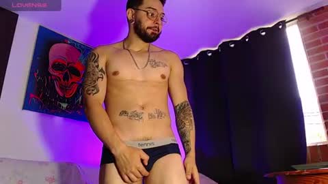 Independiente Model online show from July 2026 10:15:01 PM