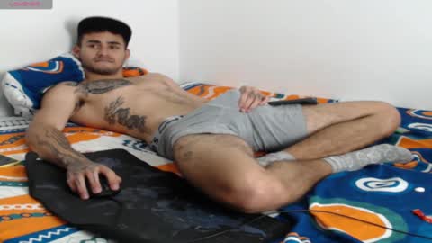 Snapshot of axel_ag chatting on February 2025 04:03:02 PM Axel online show from February 2025 04:03:02 PM