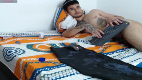 Snapshot of axel_ag chatting on February 2025 07:09:01 PM Axel online show from February 2025 07:09:01 PM