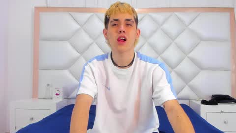 Snapshot of axel_cifer chatting on January 2025 12:30:01 PM Axel cifer online show from January 2025 12:30:01 PM