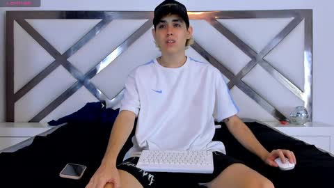 Snapshot of axel_cifer chatting on January 2025 07:07:01 PM Axel cifer online show from January 2025 07:07:01 PM