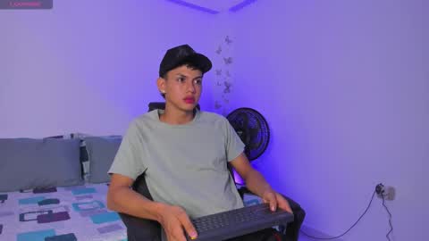 AXEL online show from October 2025 12:00:02 PM