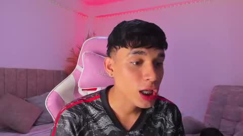 Snapshot of axel_cody_ chatting on June 2026 09:46:02 AM AXEL online show from June 2026 09:46:02 AM