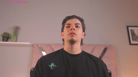 Snapshot of axel_creed chatting on February 2026 01:07:01 PM Yooung King online show from February 2026 01:07:01 PM