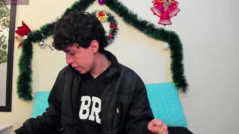 Axel Evanss online show from January 2025 01:40:02 PM