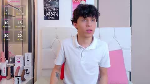 Axel Evanss online show from November 2025 12:31:02 PM