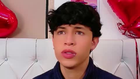 Axel Evanss online show from February 2026 01:18:01 PM