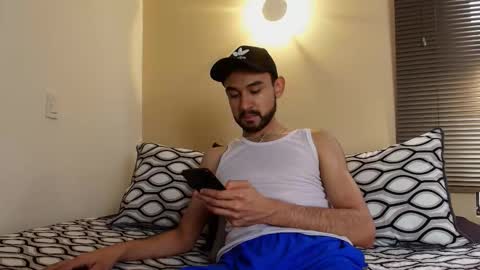 Axel Moon online show from December 2025 07:40:02 PM