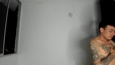 axel_smith10 online show from April 2026 05:05:01 AM