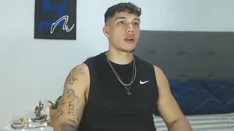 INDEPENDENT MODEL  online show from January 2025 05:48:01 AM