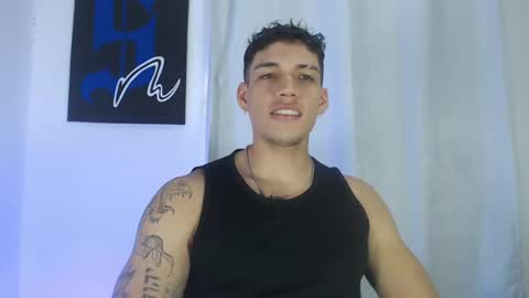 INDEPENDENT MODEL  online show from February 2025 08:20:02 PM