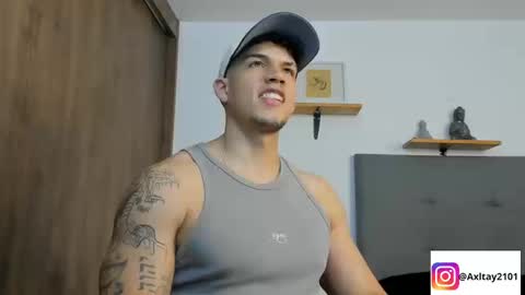 INDEPENDENT MODEL  online show from March 2026 11:33:01 PM