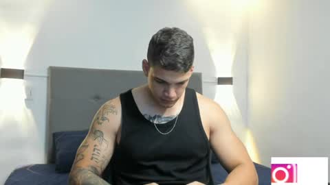 Snapshot of axel_taylor21 chatting on August 2026 02:58:02 AM INDEPENDENT MODEL online show from August 2026 02:58:02 AM