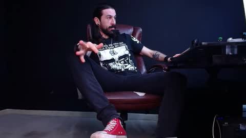 AxelColton online show from November 2025 11:10:01 AM