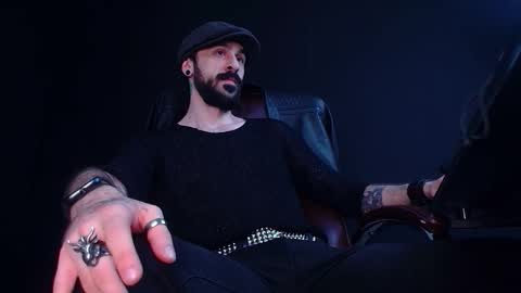 AxelColton online show from November 2025 07:56:01 AM