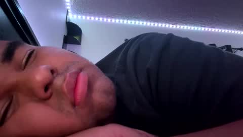 Snapshot of axelfigueroa2 chatting on October 2025 04:37:02 AM axelfigueroa2 online show from October 2025 04:37:02 AM