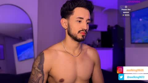 Axel King online show from July 2026 02:42:01 AM
