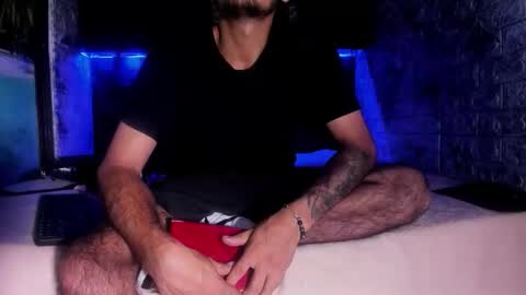 Axell Cross2 online show from March 2026 01:55:01 AM