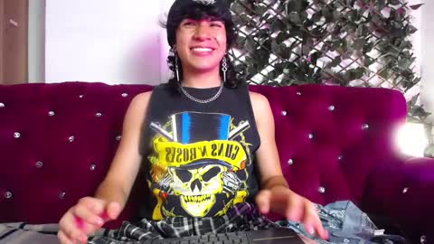 Snapshot of axellkush chatting on February 2025 06:40:01 AM AxellKush online show from February 2025 06:40:01 AM