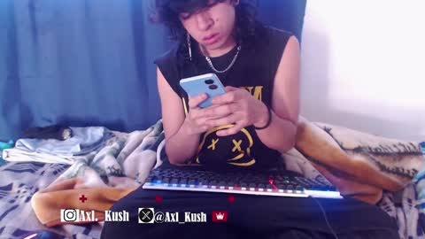 Snapshot of axellkush chatting on February 2025 09:44:02 PM AxellKush online show from February 2025 09:44:02 PM